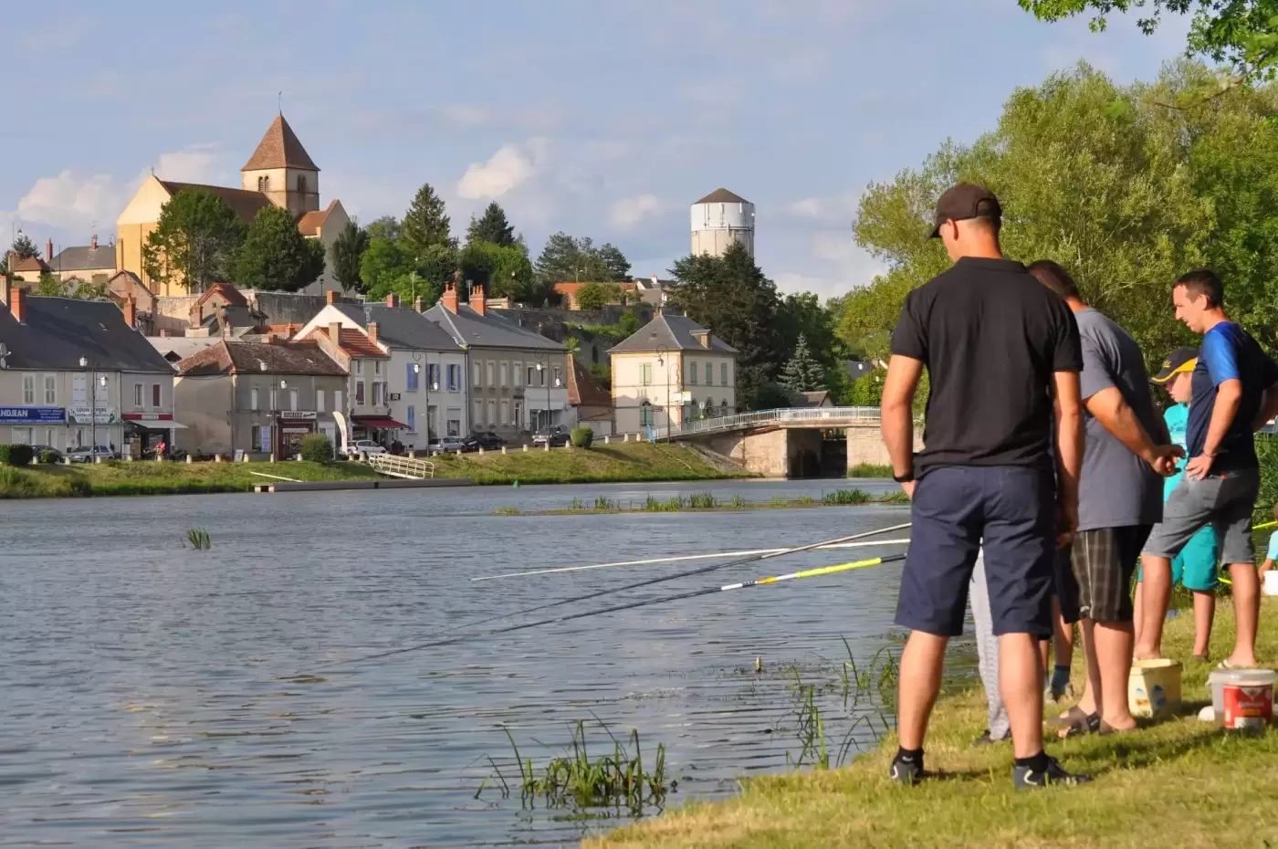 4 Peche Frederique Marceau web - Rives du Morvan Tourisme