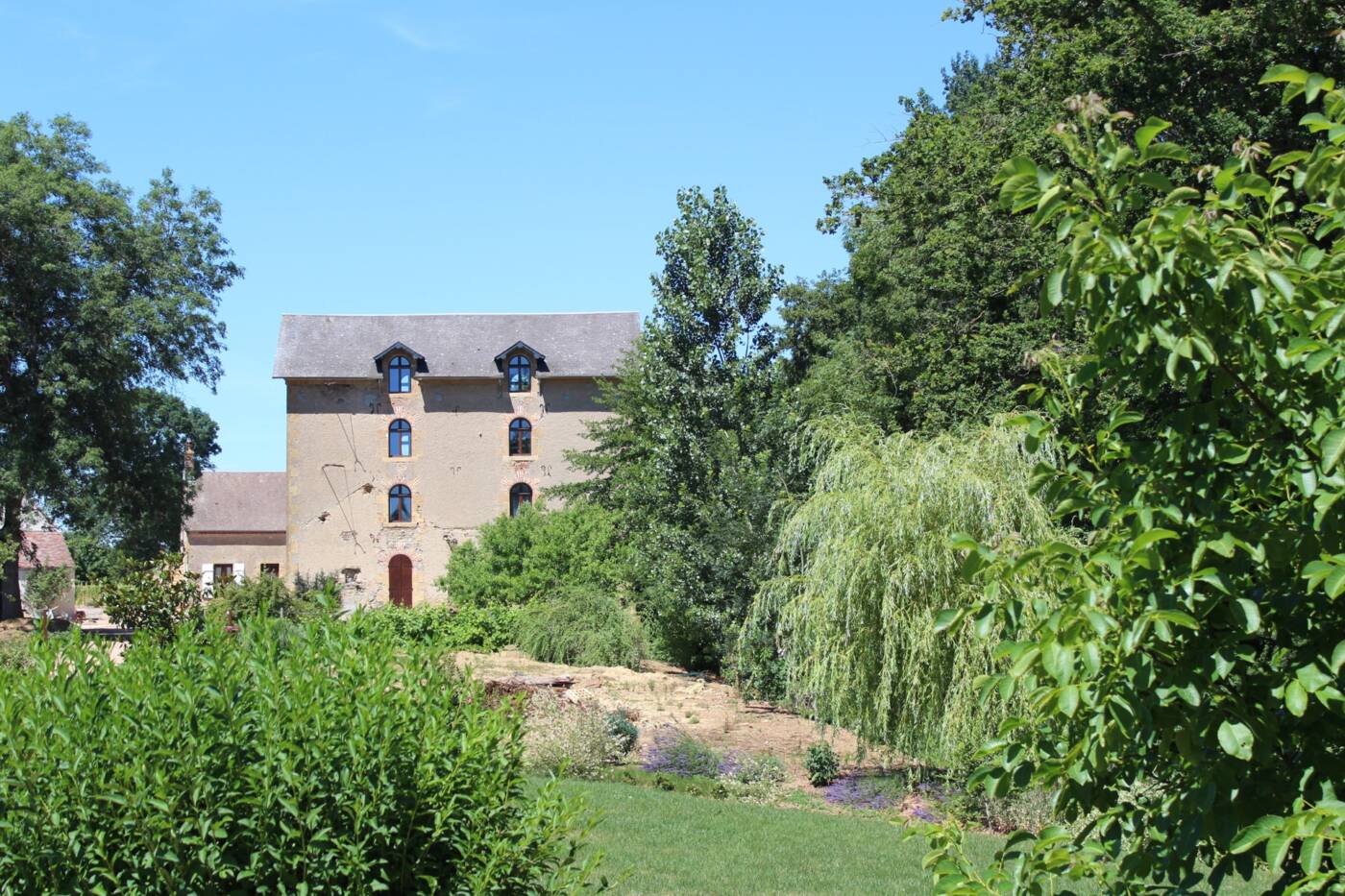 Extérieur du Moulin de Chevillon